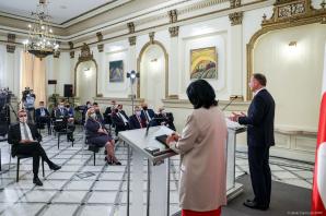 [VIDEO] Tbilisi. Polityczne rozmowy z władzami Gruzji [PL/EN]