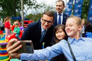 [VIDEO] Dodatkowe wsparcie dla rodzin z dziećmi. Rząd przyjął ustawę o Rodzinnym Kapitale Opiekuńczym