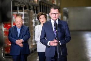 Wizyta wiceministra Pawła Szefernakera w TAGO Przedsiębiorstwie Przemysłu Cukierniczego