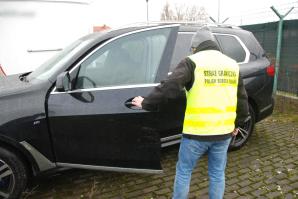 [VIDEO] Akcja Straży Granicznej na autostradzie A1. Zatrzymano skradzione w Niemczech BMW