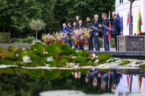 [VIDEO] Kluczowy szczyt NATO: Priorytety Prezydenta Andrzeja Dudy w Hadze rzed spotkaniem w Wilnie