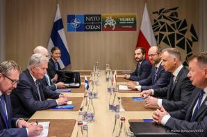 [VIDEO] NATO ogłasza przełomowy plan obronny: Sojusz Północnoatlantycki gwarantuje ochronę każdej piędzi ziemi