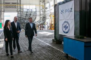 [WIDEO] WZE S.A. w Zielonce współproducentem elementów rakiet dla Wojska Polskiego