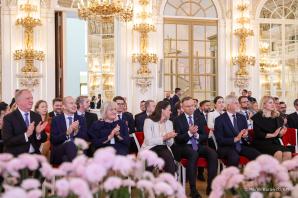 Prezydent Andrzej Duda na spotkaniu Prezydentów Grupy Wyszehradzkiej w Pradze