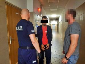 [VIDEO] Areszt dla obywateli Ukrainy i Tadżykistanu za napaść na policjantów na warszawskiej 