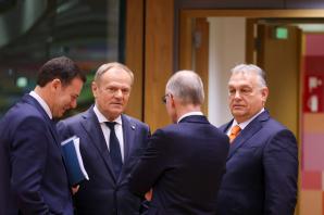 [VIDEO] Premier: Europa wygra ten wyścig zbrojeń