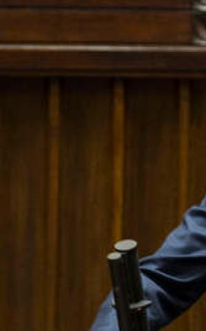 Premier o Smoleńsku: Przepraszam z serca