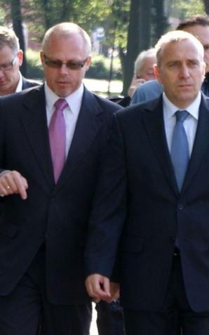 Grzegorz Schetyna odcina się od pułkownika Adama Mazguły. Interweniował u Mateusza Kijowskiego by się go pozbyć!