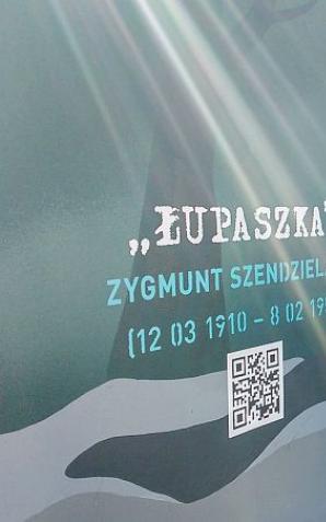 Gdańsk: Oszczerczy napis na muralu Żołnierzy Wyklętych usunięty 