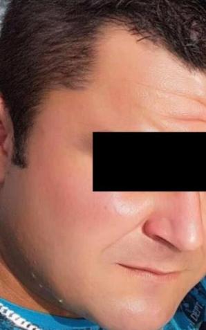 [VIDEO] Prokuratura oskarżyła Jacka B. o porwanie własnych dzieci. Wciąż więzi 7-letniego Michałka nie pozwalając mu chodzić z kolegami do pierwszej klasy.  Przestępcę wspierają rodzice - Grażyna i Kazimierz B. Jutro Sąd ma zmusić ich do wydania chłopca!