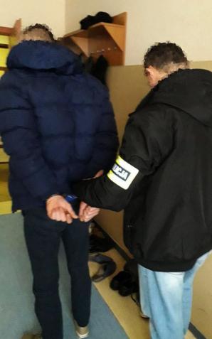 Porwali 20-latkę. Pięć osób w areszcie! 