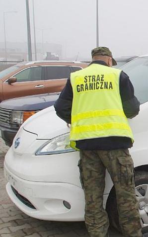 Ukrainiec za kratami, auto skradzione we Francji zatrzymane na granicy w Dorohusku