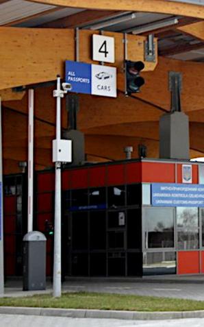 Fałszywi uczniowie na granicy