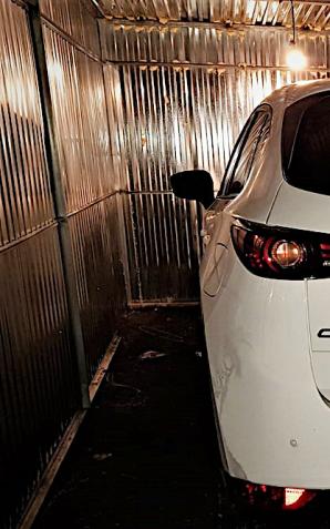 Składowisko skradzionych aut z Andory, Włoch, Niderlandów oraz marihuana ujawnione w przygranicznym Hurku (pow. przemyski). Zajęto przedmioty warte łącznie ponad 300 tys. złotych.