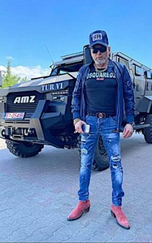 [VIDEO] Biuro Rutkowski odbiera 10-tony pojazd pancerny TUR VI od AMZ - Kutno S.A. - briefing prasowy 5 sierpnia br. w Kutnie