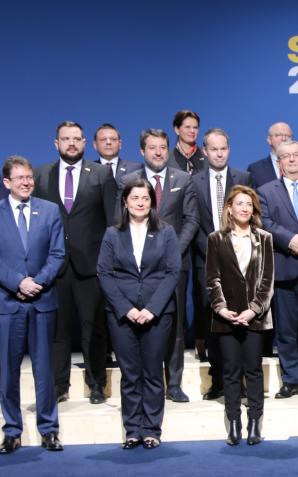 Zmiany w służbie ludziom – nie odwrotnie!