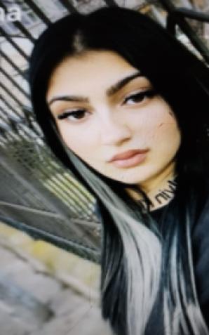 Policjanci prowadzą poszukiwania opiekuńcze 16-letniej Iuliana Preda