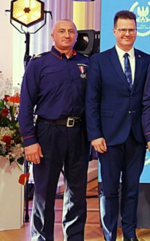 [VIDEO] Prezydent Andrzej Duda i obchody 105. rocznicy powołania Straży Ochrony Kolei