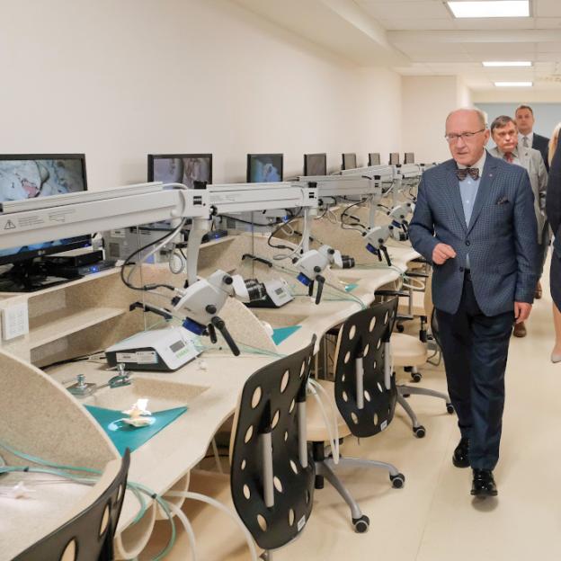 [VIDEO] Szef MEiN: Światowe Centrum Słuchu to nasza duma, nasza perła. Współpracuje z ośrodkami krajowymi i zagranicznymi - na Białorusi, Ukrainie, Kazachstanie, Kirgistanie, Senegalu