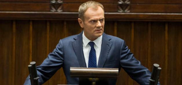 Premier o Smoleńsku: Przepraszam z serca