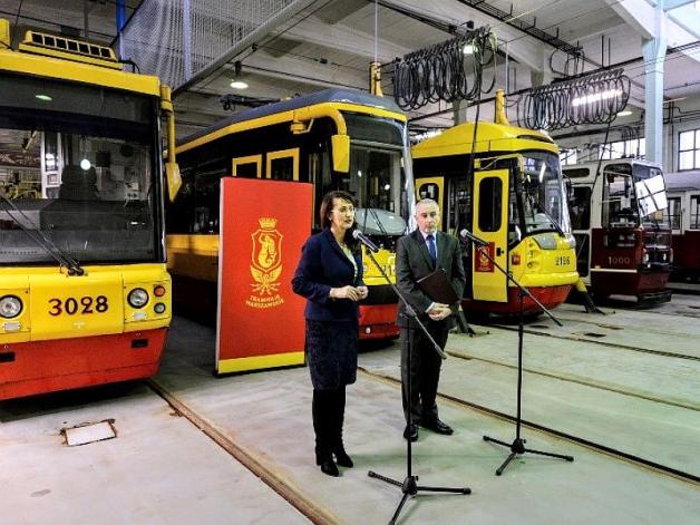 Warszawa: Przetarg na niskopodłogowe tramwaje