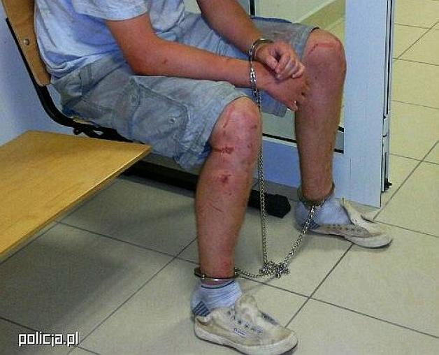 22-letni nożownik, który zaatakował policjanta z Tarnowa zatrzymany! 