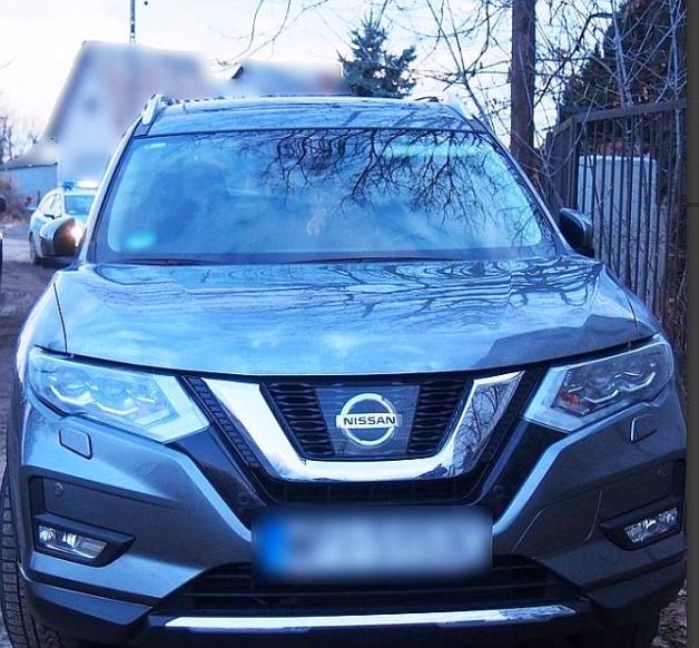 [VIDEO] Skradzione w Niemczech auta odnalezione pod Warszawą