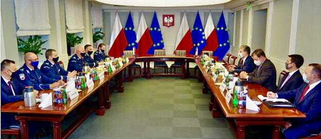 Spotkanie szefa polskiej policji z dyrektorem FBI