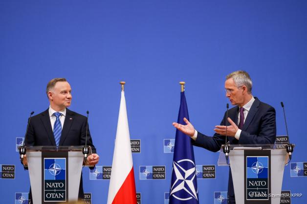 [VIDEO] Bruksela- Spotkanie Prezydenta RP Andrzeja Dudy z Sekretarzem Generalnym NATO