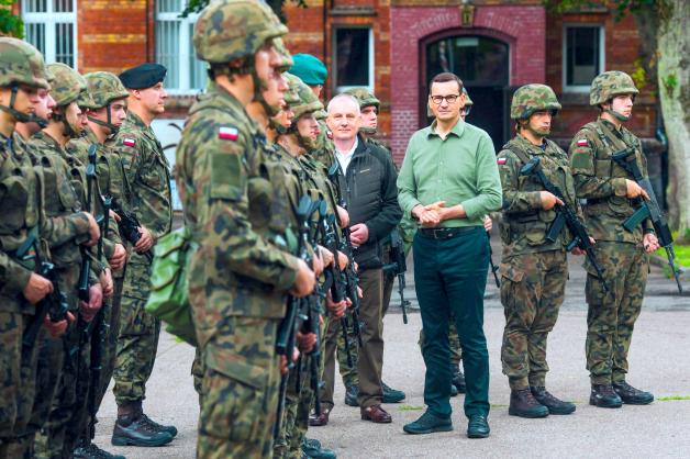 [VIDEO] Odtwarzamy zlikwidowane jednostki wojskowe – nasza armia rośnie w siłę