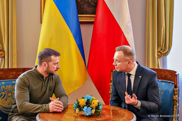 [VIDEO] Przed wylotem na szczyt NATO w Waszyngtonie Prezydent Andrzej Duda spotkał się w Belwederze z Prezydentem Ukrainy Wołodymyrem Zełenskim